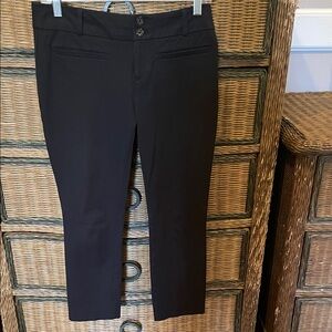 Black Trousers by Anthropologie in 4P